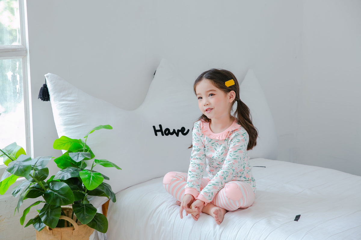 Girls Pink and White Flower Long Sleeved Pyjamas Set (18mths-9yrs)
